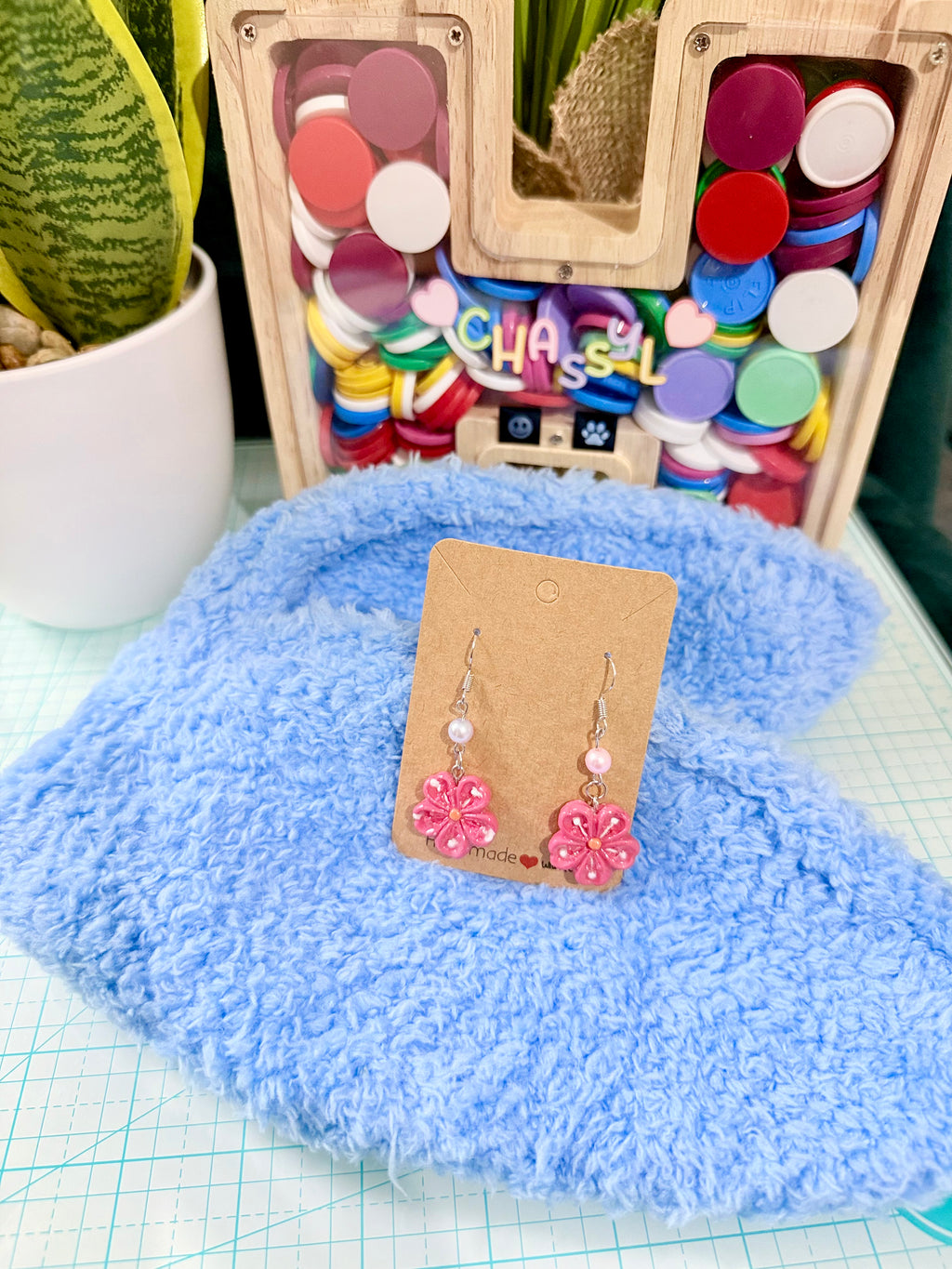 Flower earrings (pink)